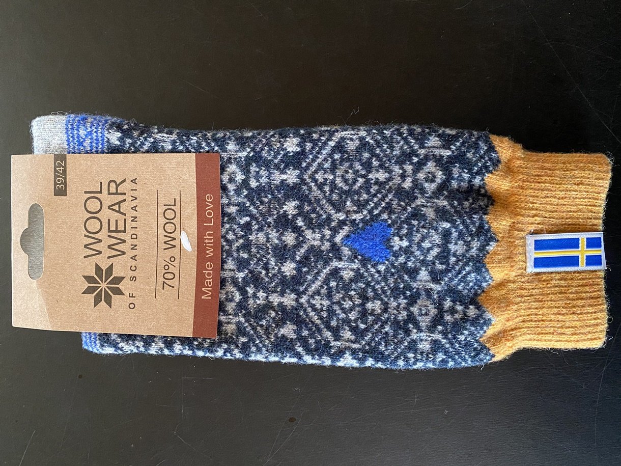 Wollsocken in frischem Design in schnen Farben