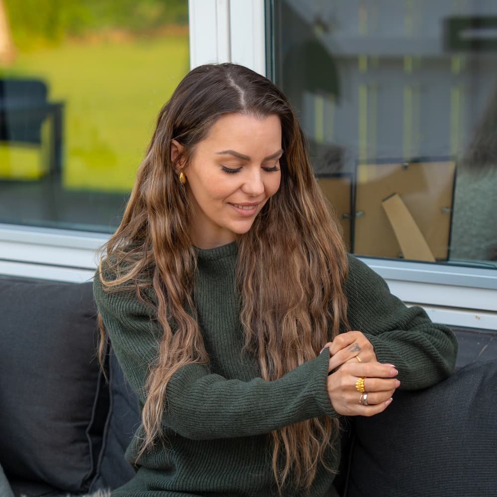 Pine-green JURMO striktrje i 100% uld til kvinder - Fra WOOLWEAR of Scandinavia