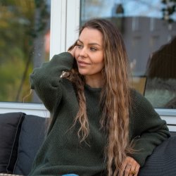 Pine-green JURMO striktrje i 100% uld til kvinder