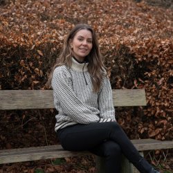 Flot sweater i 100% ren ny uld frsk inspireret mnster, til kvinder