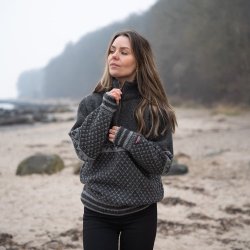 Smart norsk uldstrik med lynls i halsen til kvinder 