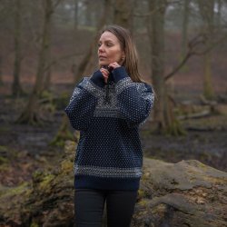 Striktrje fra Norwool i ren uld, med klassisk is stjerne mnster til kvinder 