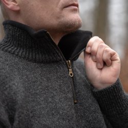 Klassisk norsk sweater i 100% uld i koksgr til mnd 