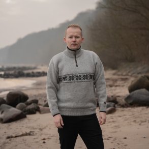 Norsk uld striktrje i 100% uld med klassisk mnster