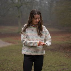 Norsk strik med multifarvet mnster til kvinder