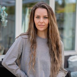 T-shirt med lange rmer til kvinder i ekstra fin og bld merinould i farven: Antilope