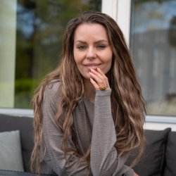 T-shirt med lange rmer til kvinder i ekstra fin og bld merinould i farven: Antilope