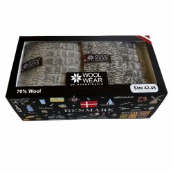 Schne Geschenkbox mit 2 Paar leckeren, warmen Wollsocken