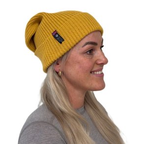 Lang beanie i 100% superfine merinould, karry gul