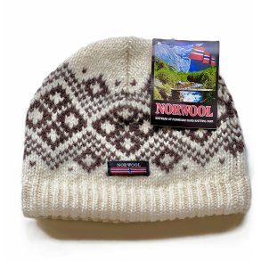 Flot ulden hue i 100% ren uld