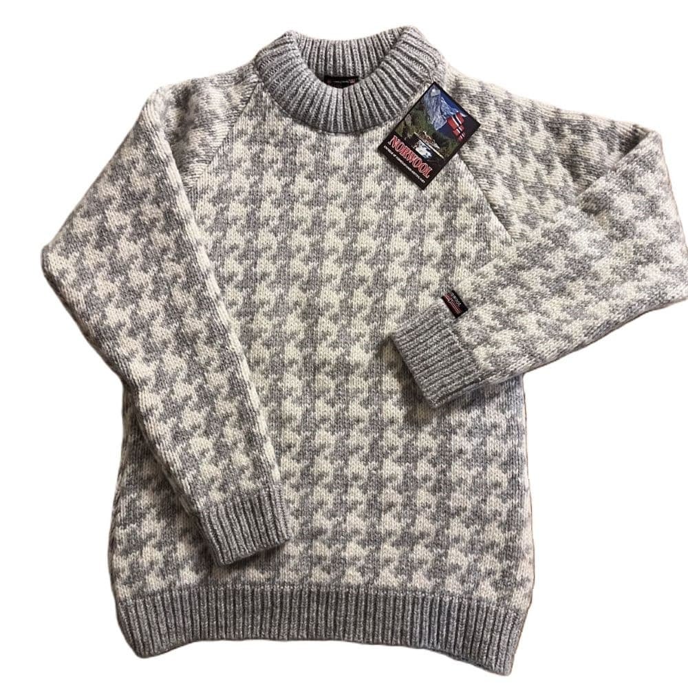 Flot strikket uld sweater i 3GG twistgarn