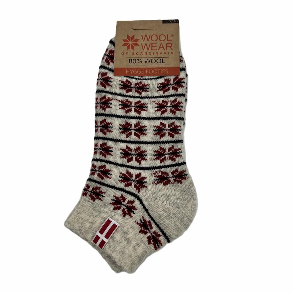 Kurze, kuschelige Socken aus 80 % reiner Wolle mit schnem Muster