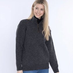 Klassisk norsk strik i 100% ren ny uld i koksgr til kvinder