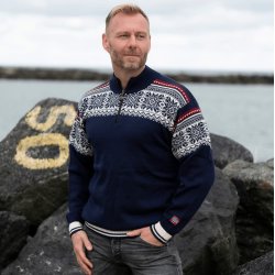 Luksus norsk striktrje i 100% merinould kamgarn