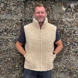 Smart uldvest i merinould lys beige 